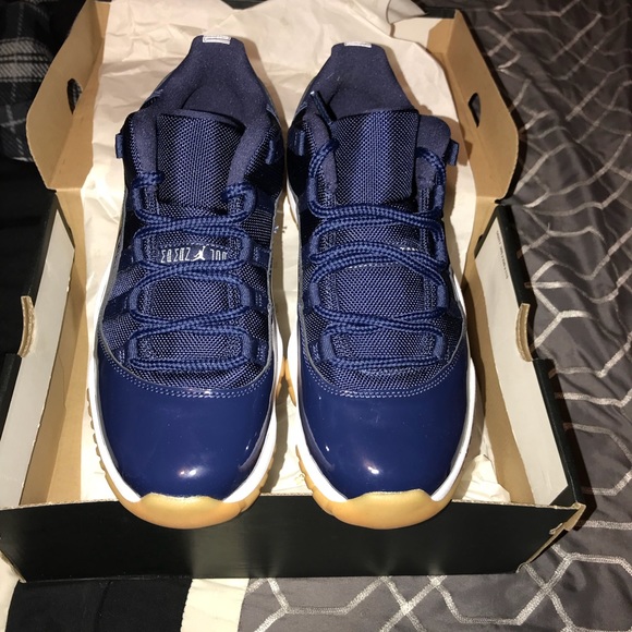 Jordan 11 Low size 8 / Jordan 7s YOTR - Picture 4 of 6